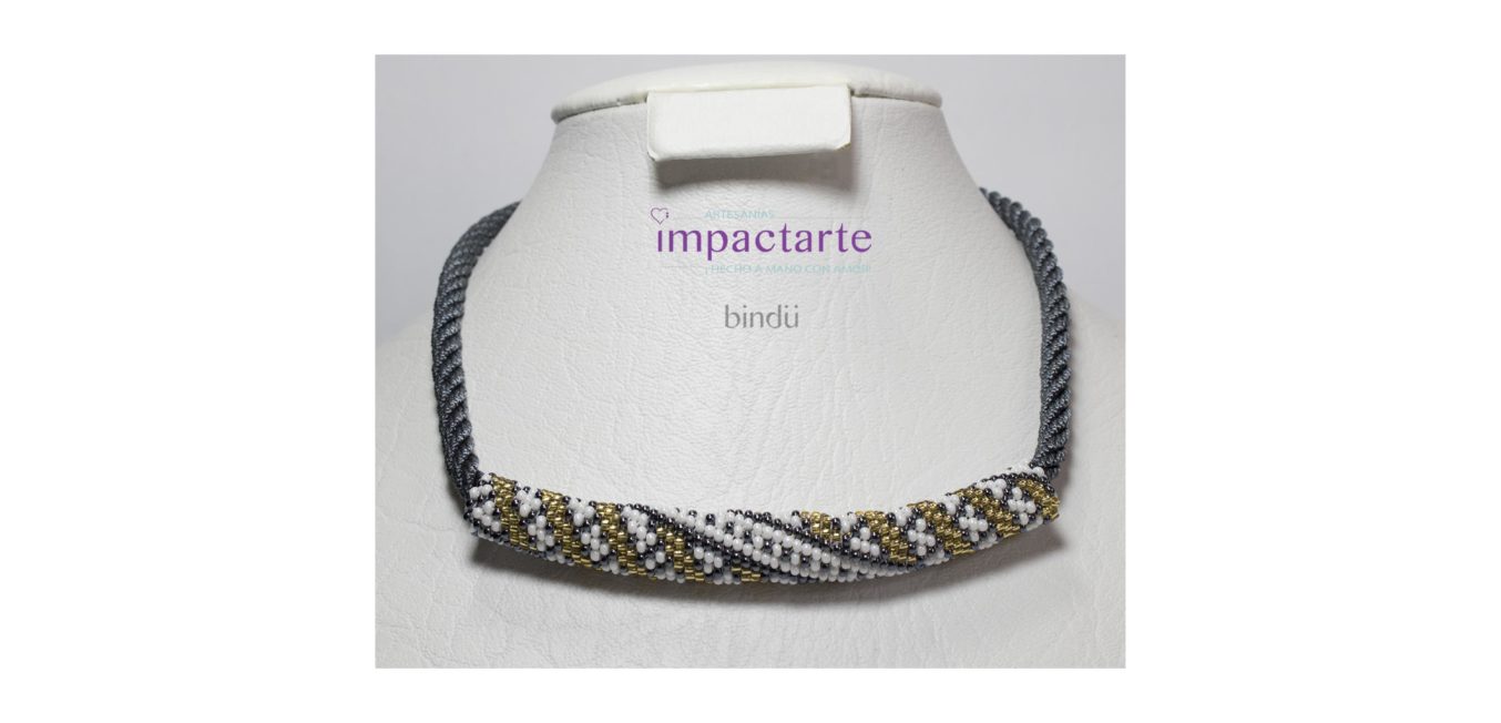 Collar Mostacilla