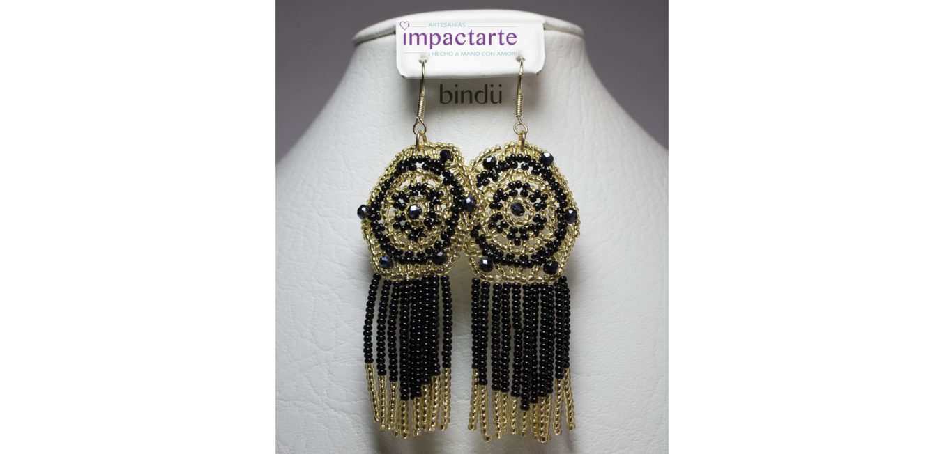 Aretes en Mostacilla